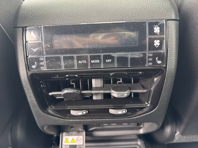 2026 Diamond Black Crystal Pearlcoat Jeep Grand Cherokee L Limited RWD SUV