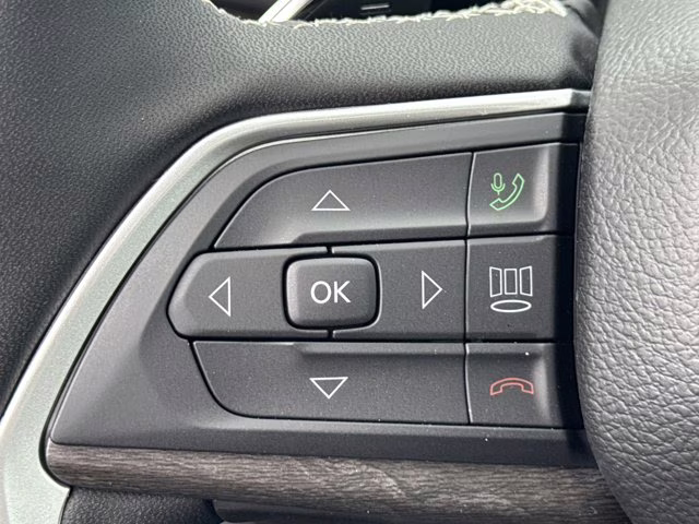 2026 Diamond Black Crystal Pearlcoat Jeep Grand Cherokee L Limited RWD SUV