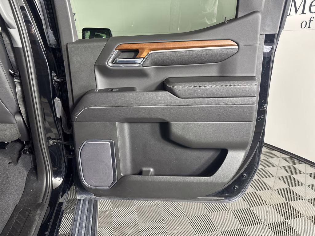 2023 Onyx Black GMC Sierra 1500 Denali 4X4 Truck