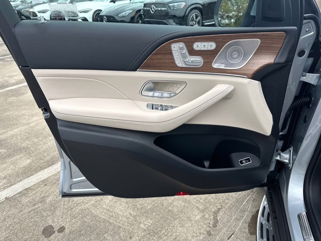 2026 135/992white Mercedes-Benz GLE GLE 350 RWD SUV