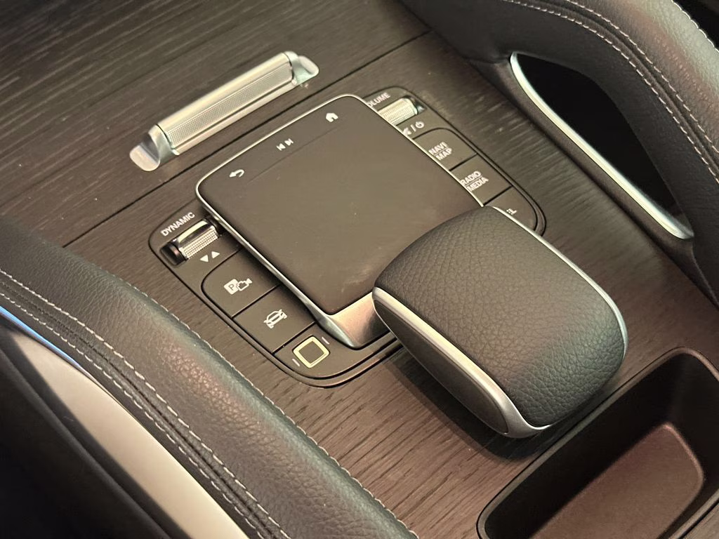 2026 Obsidian Black Metallic Mercedes-Benz GLE GLE 350 AWD SUV