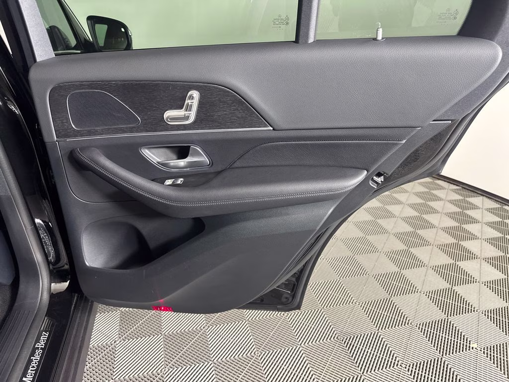 2026 Obsidian Black Metallic Mercedes-Benz GLE GLE 350 AWD SUV