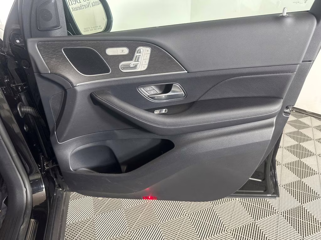 2026 Obsidian Black Metallic Mercedes-Benz GLE GLE 350 AWD SUV