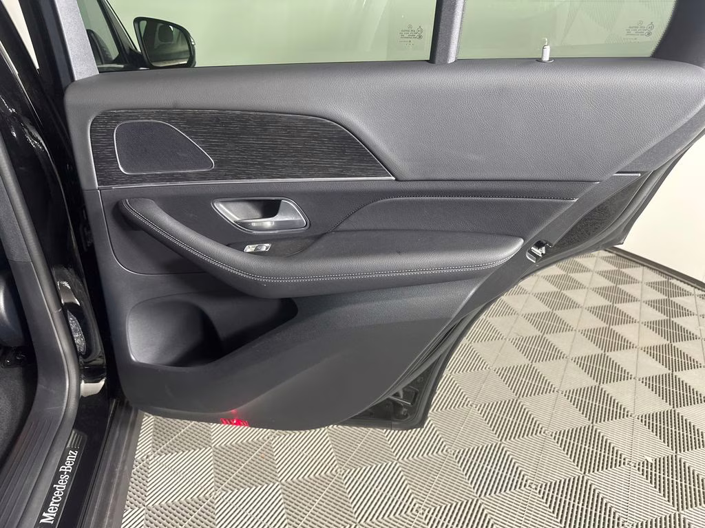 2026 Obsidian Black Metallic Mercedes-Benz GLE GLE 350 AWD SUV