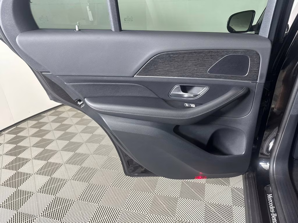 2026 Obsidian Black Metallic Mercedes-Benz GLE GLE 350 AWD SUV