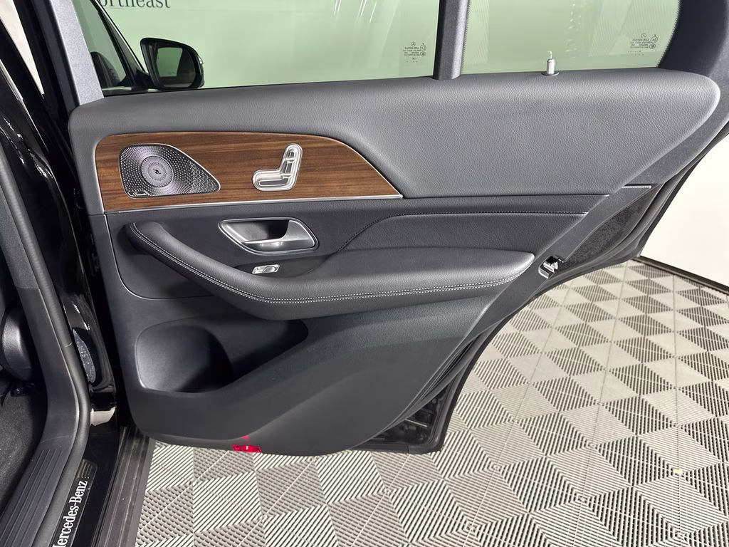 2026 Obsidian Black Metallic Mercedes-Benz GLE GLE 350 AWD SUV