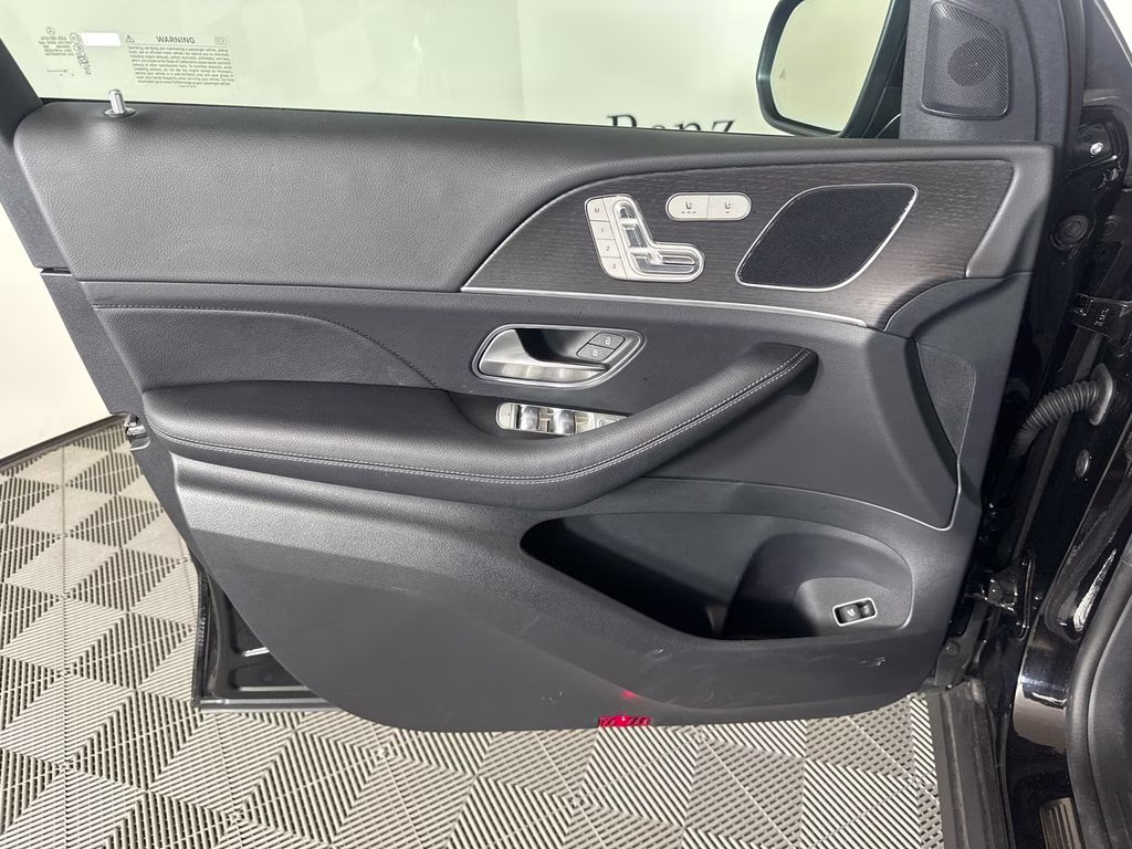2026 Obsidian Black Metallic Mercedes-Benz GLE GLE 350 AWD SUV