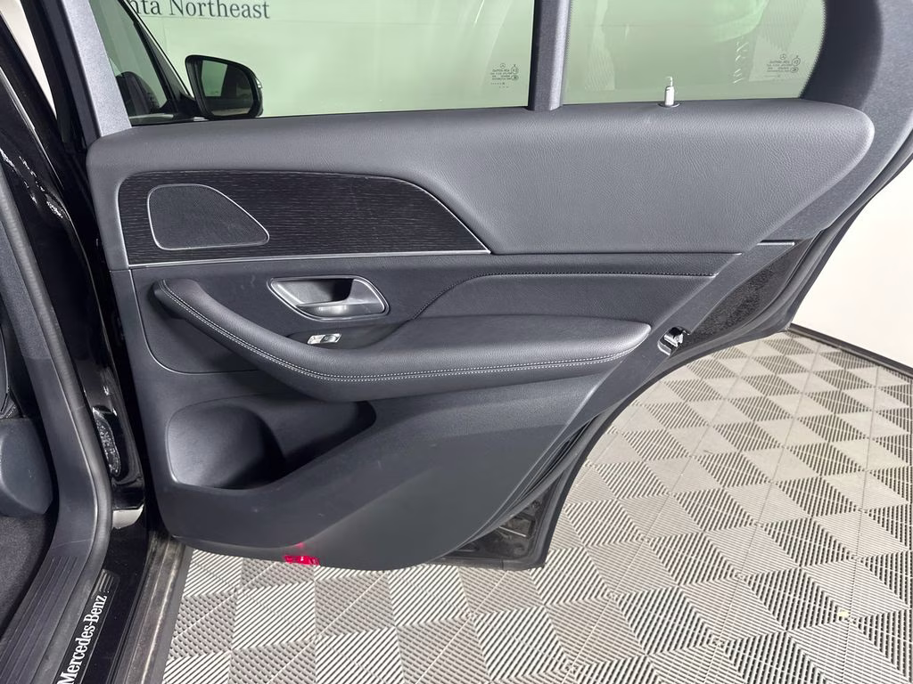 2026 Obsidian Black Metallic Mercedes-Benz GLE GLE 350 AWD SUV