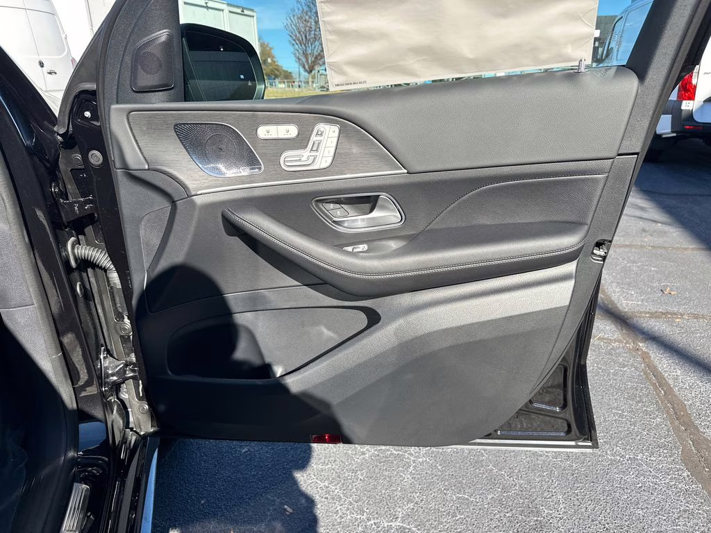 2026 Black Mercedes-Benz GLE GLE 350 AWD SUV