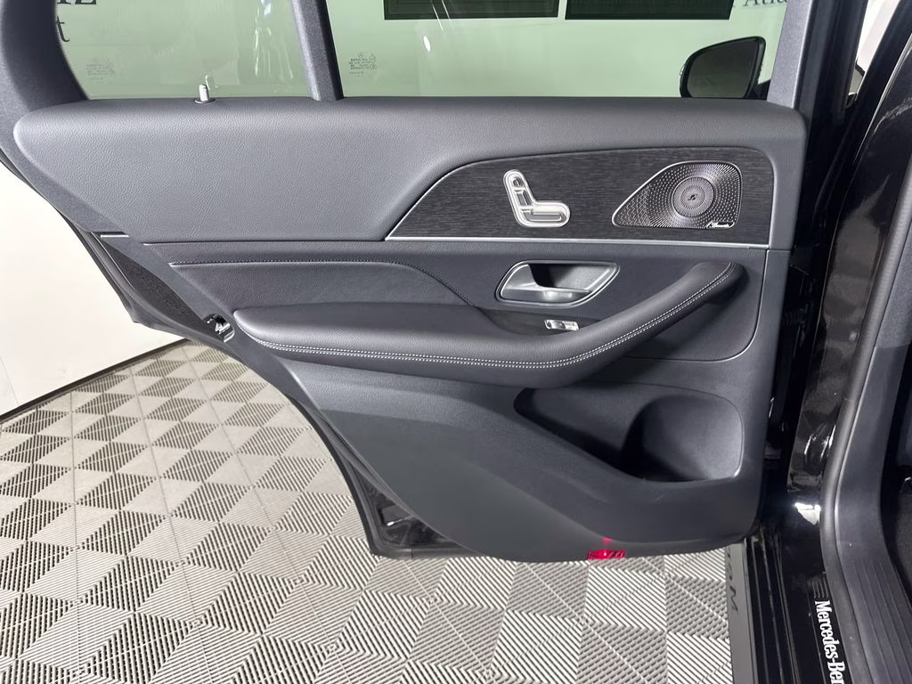 2026 Obsidian Black Metallic Mercedes-Benz GLE GLE 350 AWD SUV