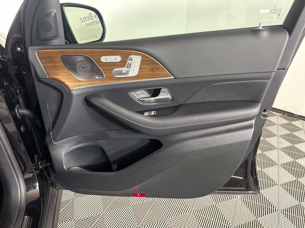 2026 Obsidian Black Metallic Mercedes-Benz GLE GLE 350 AWD SUV