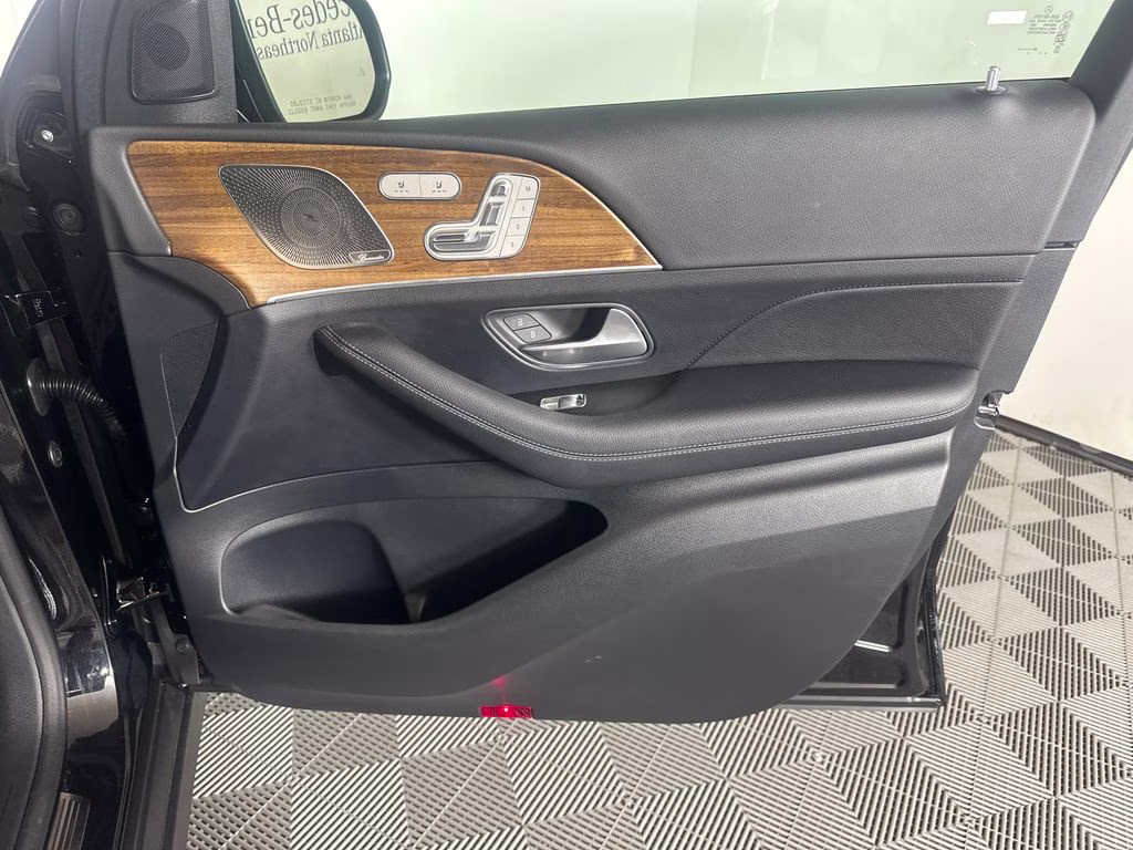 2026 Obsidian Black Metallic Mercedes-Benz GLE GLE 350 AWD SUV