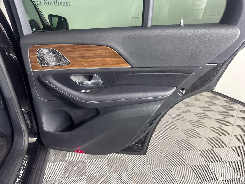 2026 Obsidian Black Metallic Mercedes-Benz GLE GLE 350 AWD SUV