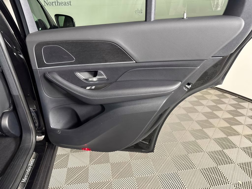 2026 Obsidian Black Metallic Mercedes-Benz GLE GLE 350 AWD SUV