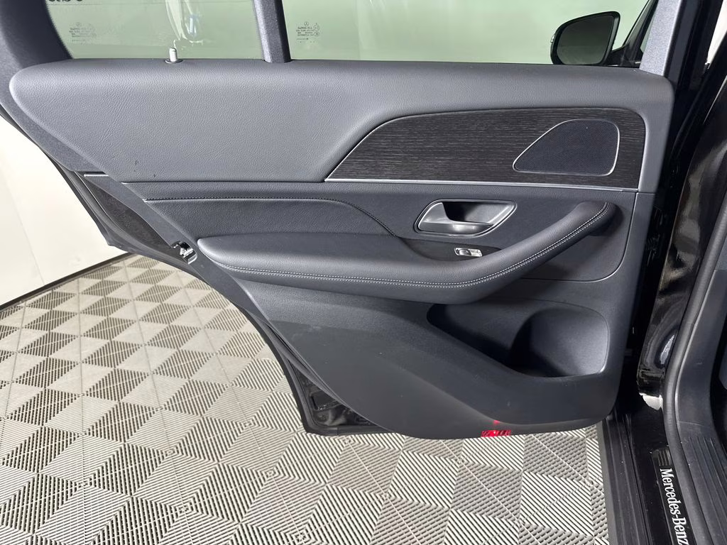 2026 Obsidian Black Metallic Mercedes-Benz GLE GLE 350 AWD SUV