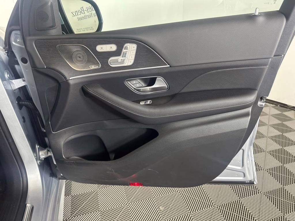 2026 Cirrus Silver Metallic Mercedes-Benz GLE GLE 450 AWD SUV