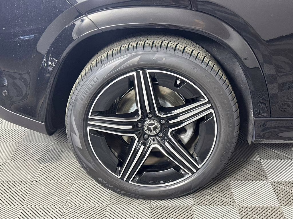 2025 Obsidian Black Metallic Mercedes-Benz GLE GLE 450 AWD SUV