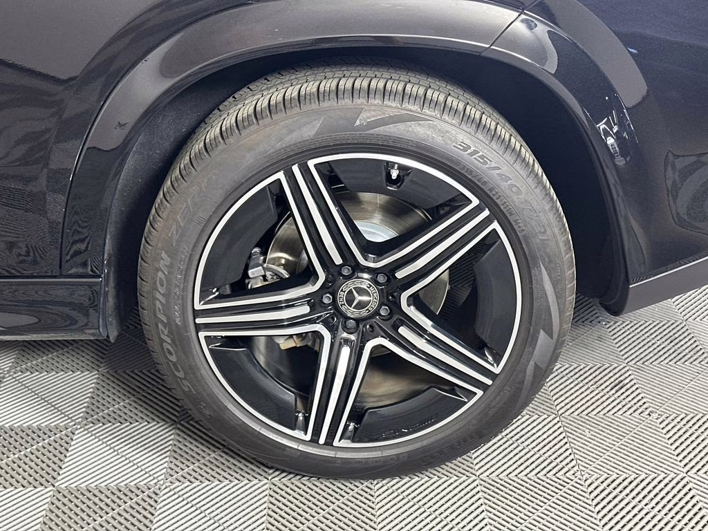 2025 Obsidian Black Metallic Mercedes-Benz GLE GLE 450 AWD SUV