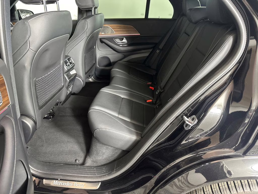 2025 Obsidian Black Metallic Mercedes-Benz GLE GLE 450 AWD SUV