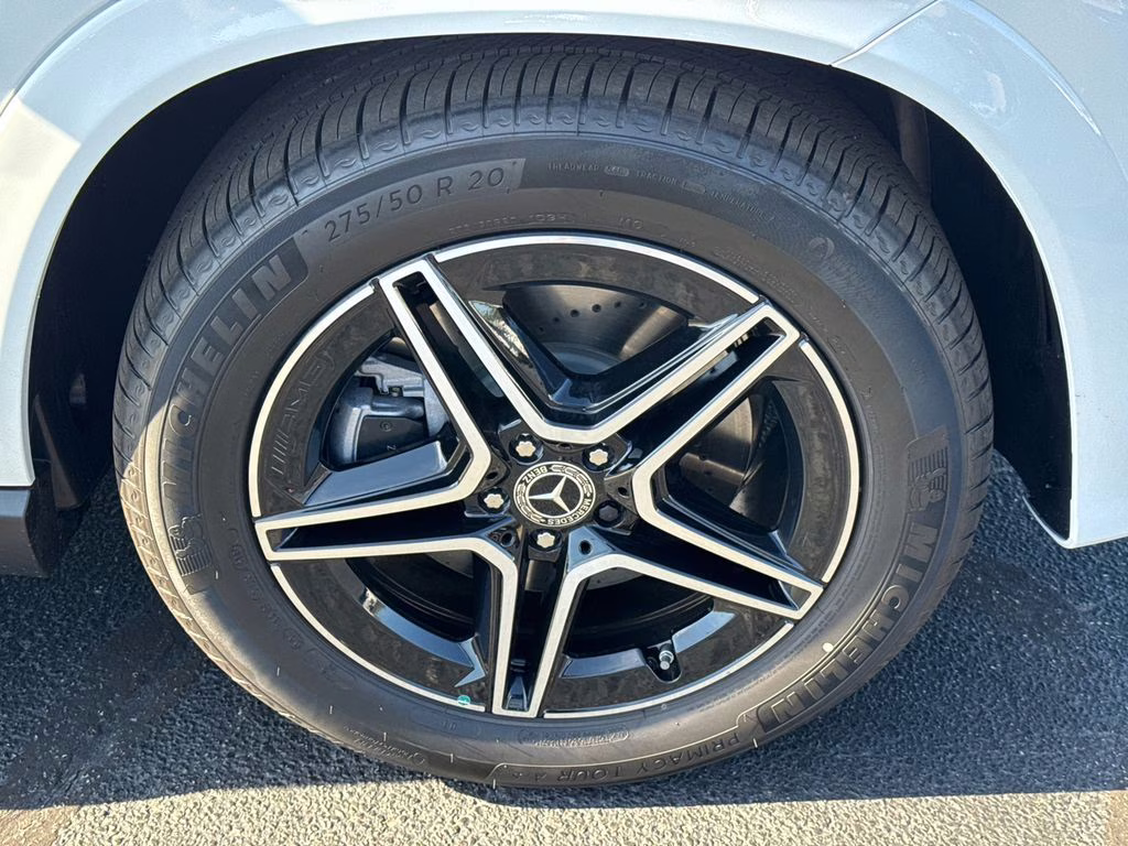 2026 Moonlight White Metallic Mercedes-Benz GLE GLE 450 AWD SUV