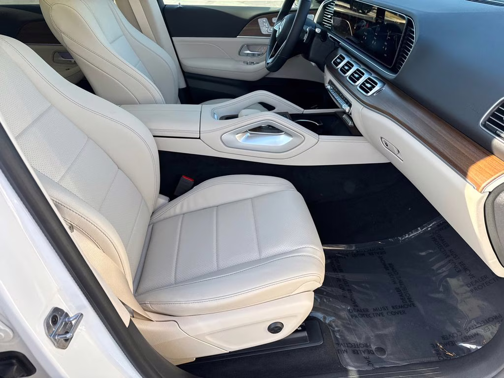 2026 Moonlight White Metallic Mercedes-Benz GLE GLE 450 AWD SUV