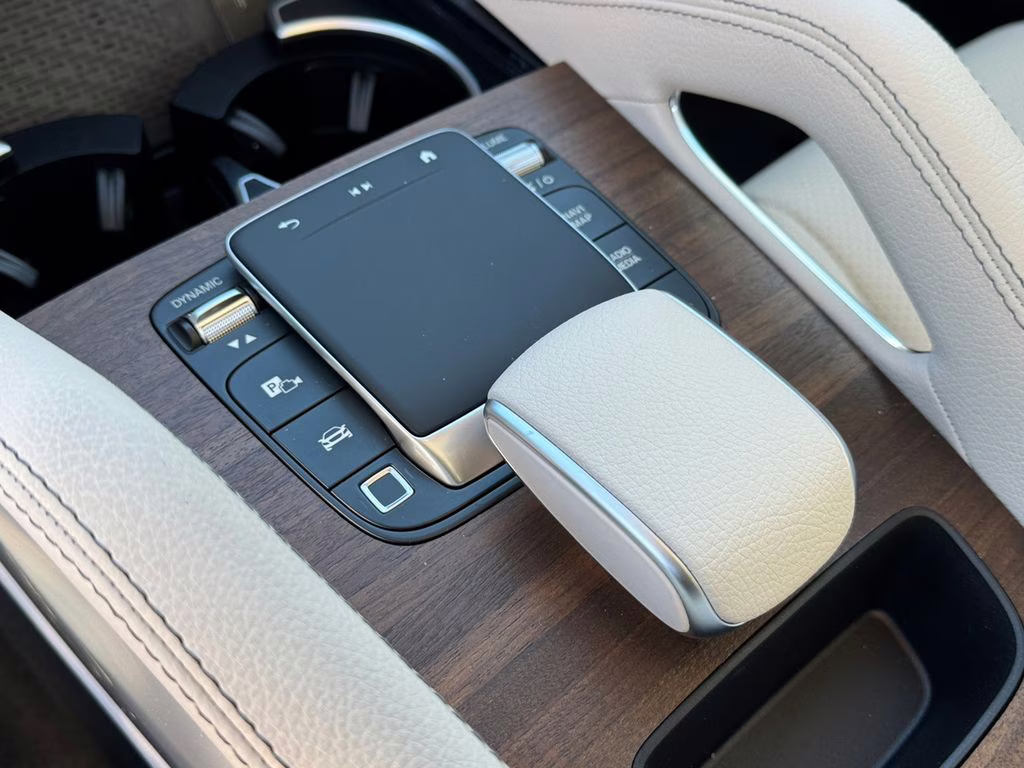 2026 Moonlight White Metallic Mercedes-Benz GLE GLE 450 AWD SUV