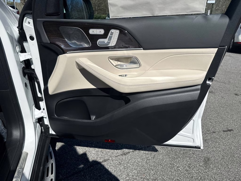 2026 Moonlight Mercedes-Benz GLE GLE 450 AWD SUV