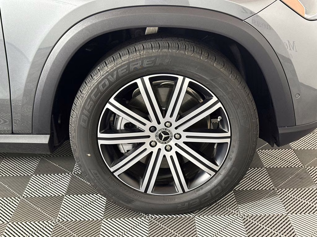 2025 Selenite Gray Metallic Mercedes-Benz GLE GLE 450 AWD SUV