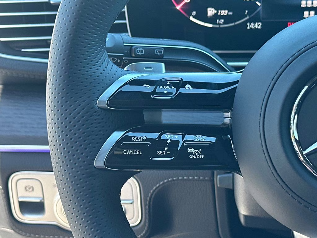 2026 111/932 Mercedes-Benz GLS GLS 450 AWD SUV