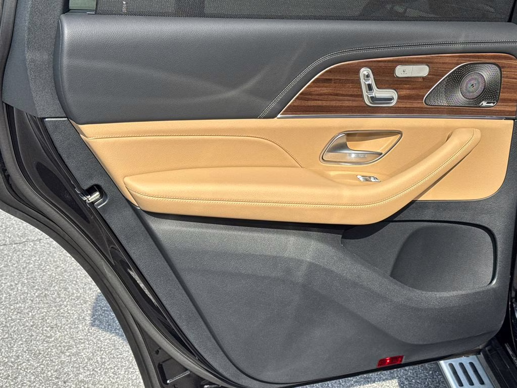 2026 Obsidian Mercedes-Benz GLS GLS 450 AWD SUV