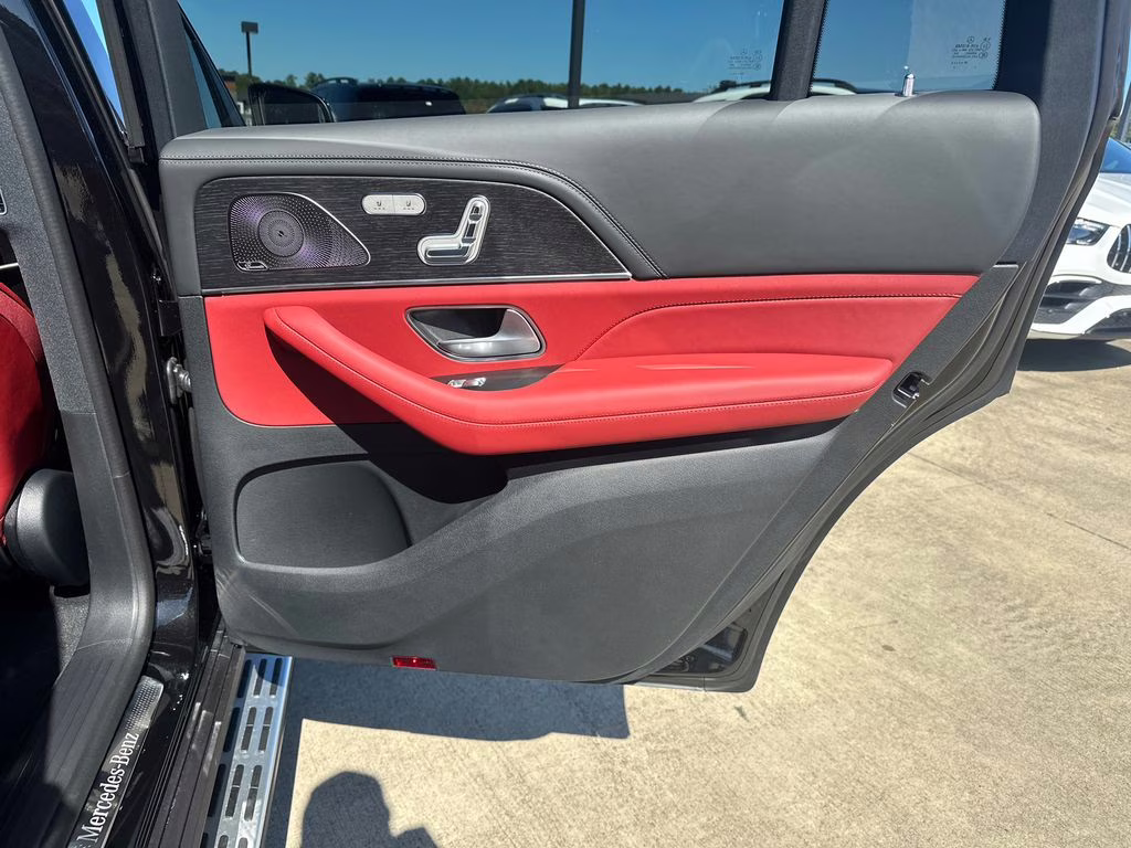 2026 Obsidian Mercedes-Benz GLS GLS 580 AWD SUV