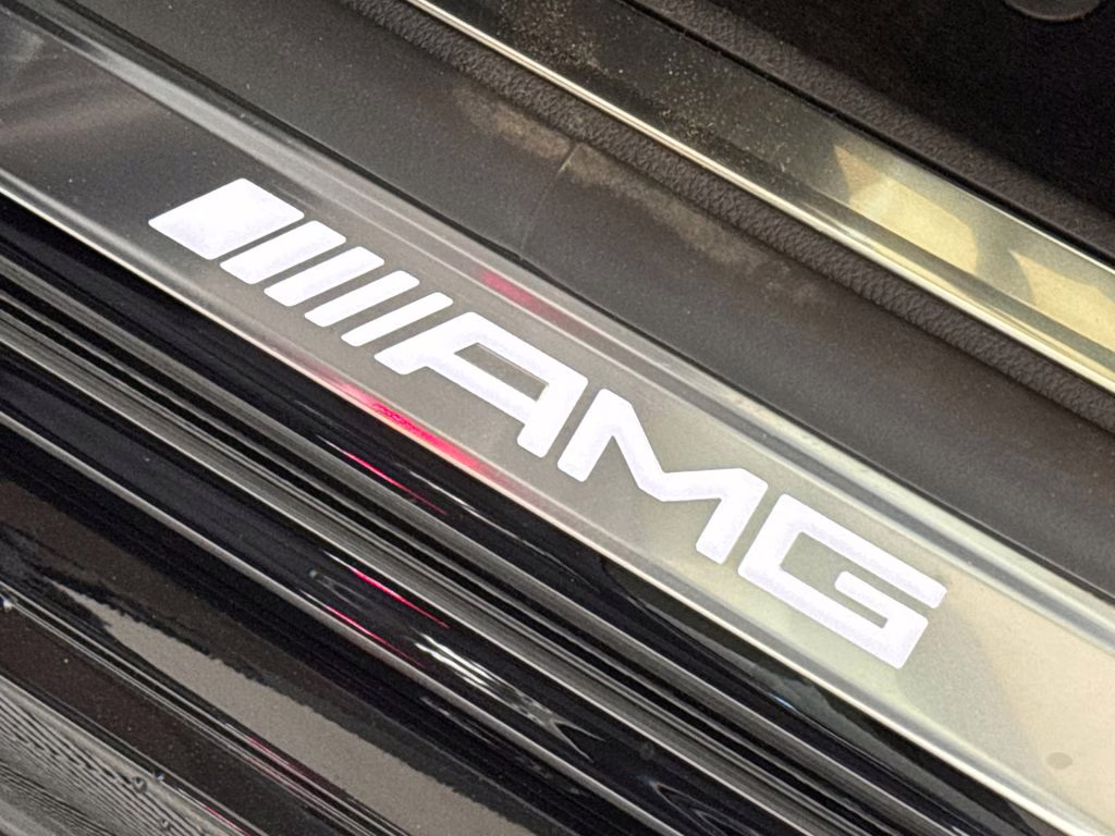 2026 Obsidian Black/MANUFAKTUR Moonlight White Mercedes-Benz S-Class S 63 E AMG AWD Sedan