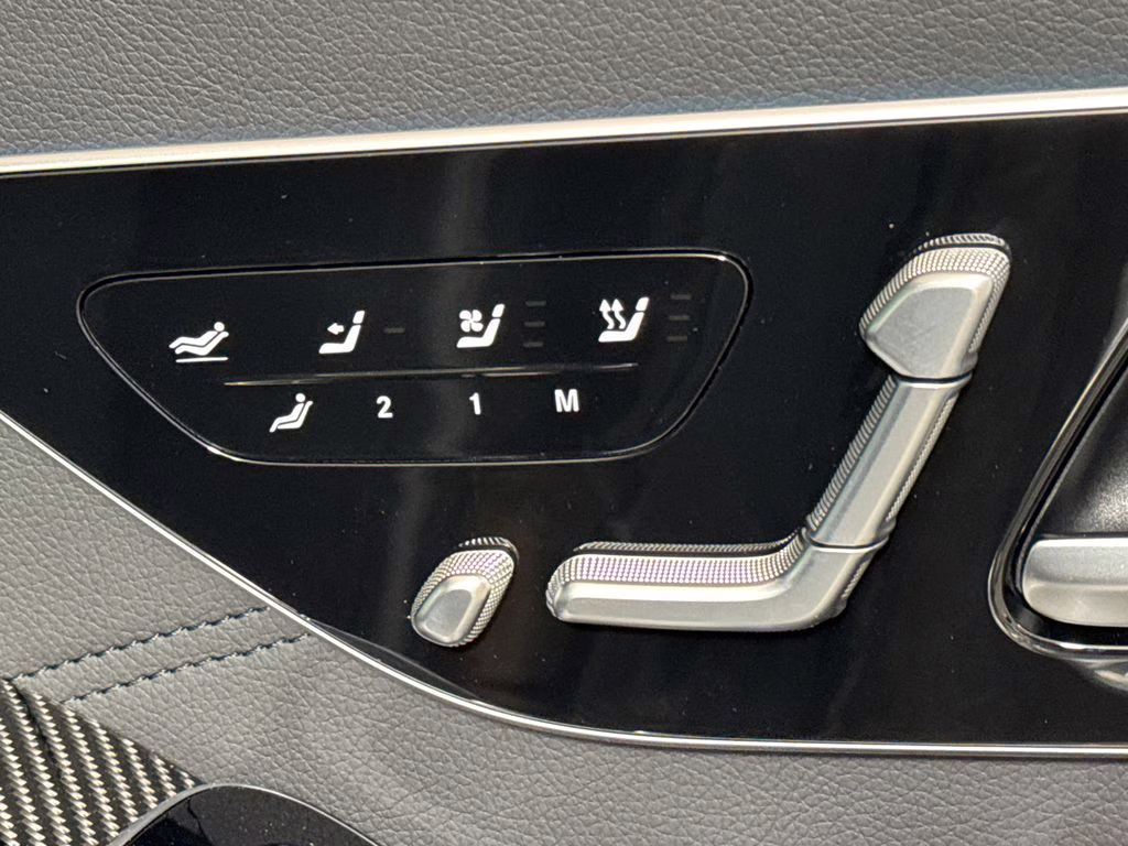 2026 Obsidian Black/MANUFAKTUR Moonlight White Mercedes-Benz S-Class S 63 E AMG AWD Sedan
