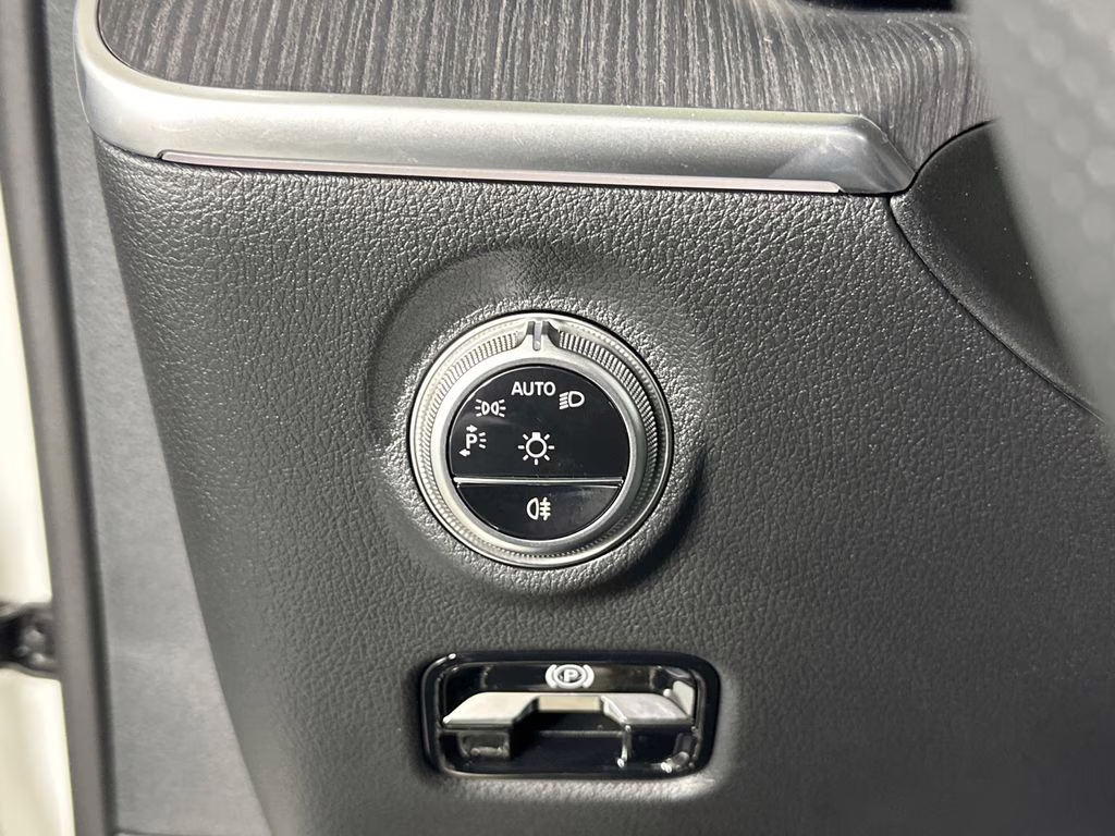 2026 Polar White Mercedes-Benz C-Class C 300 RWD Sedan