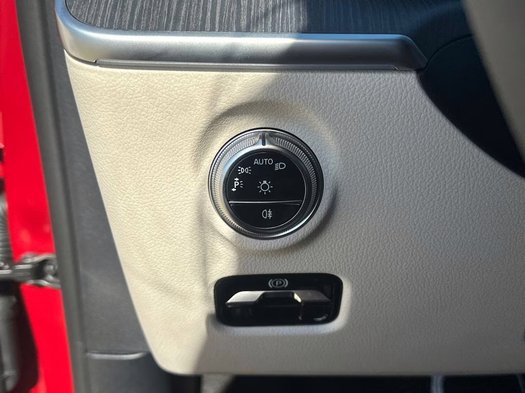 2026 Patagonia Mercedes-Benz C-Class C 300 AWD Sedan