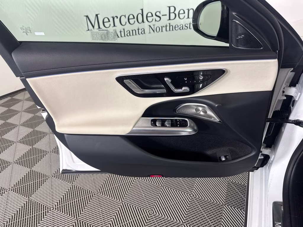 2026 MANUFAKTUR Moonlight White Metallic Mercedes-Benz E-Class E 350 RWD Sedan