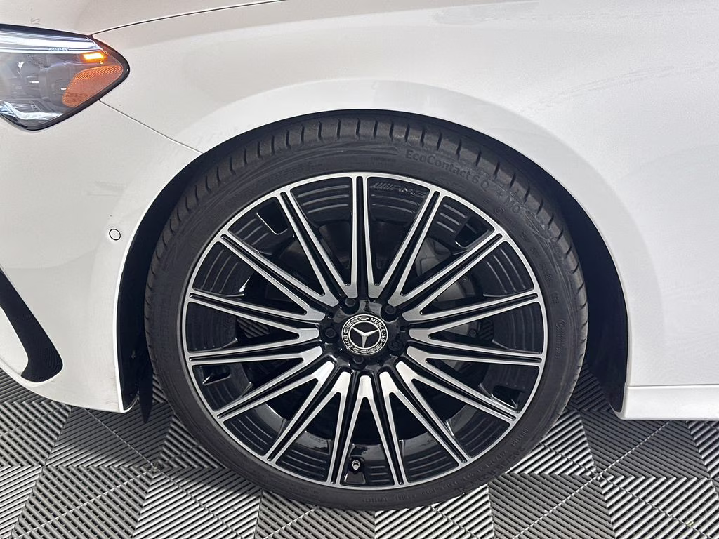 2026 MANUFAKTUR Moonlight White Metallic Mercedes-Benz E-Class E 350 RWD Sedan