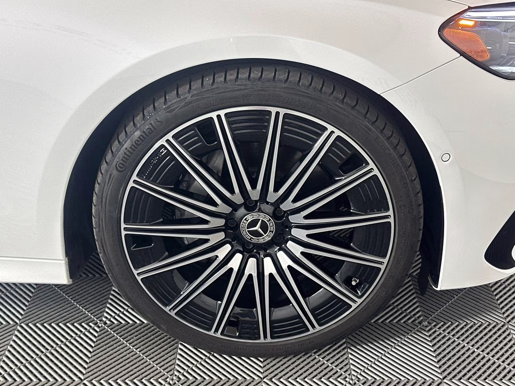 2026 MANUFAKTUR Moonlight White Metallic Mercedes-Benz E-Class E 350 RWD Sedan