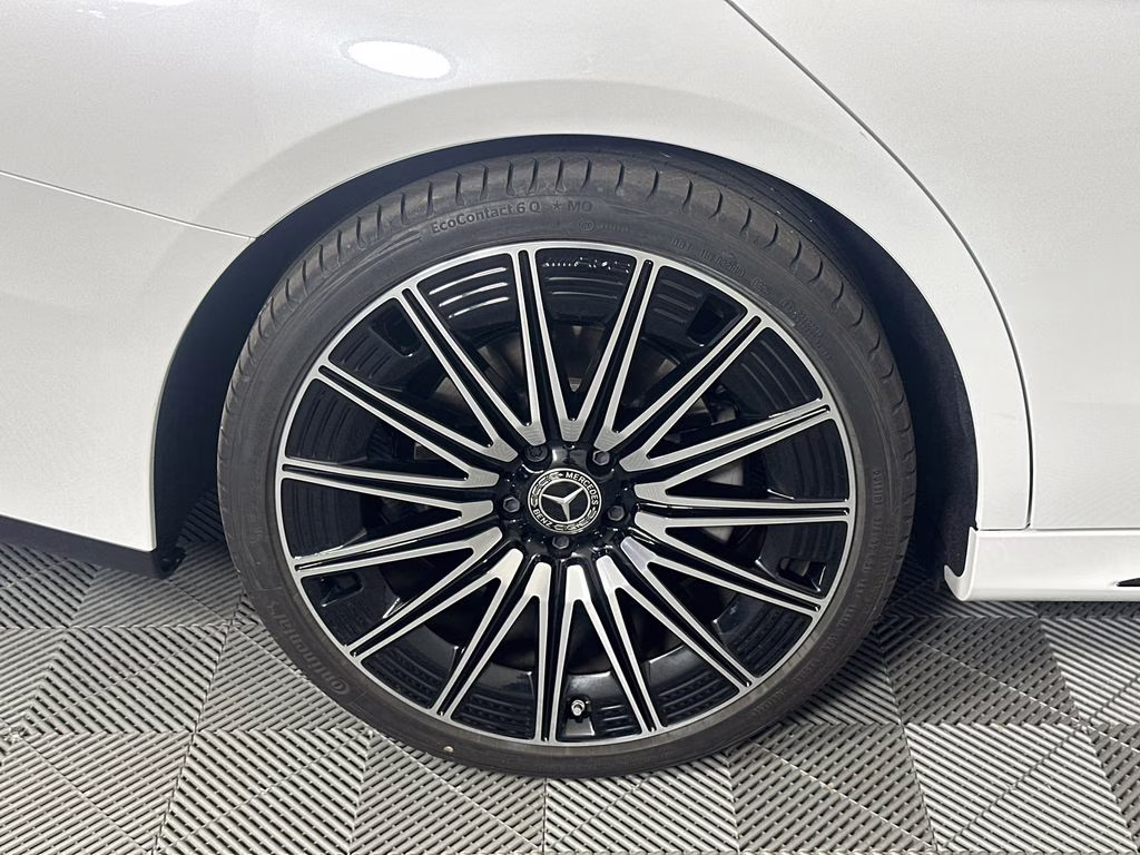 2026 MANUFAKTUR Moonlight White Metallic Mercedes-Benz E-Class E 350 RWD Sedan
