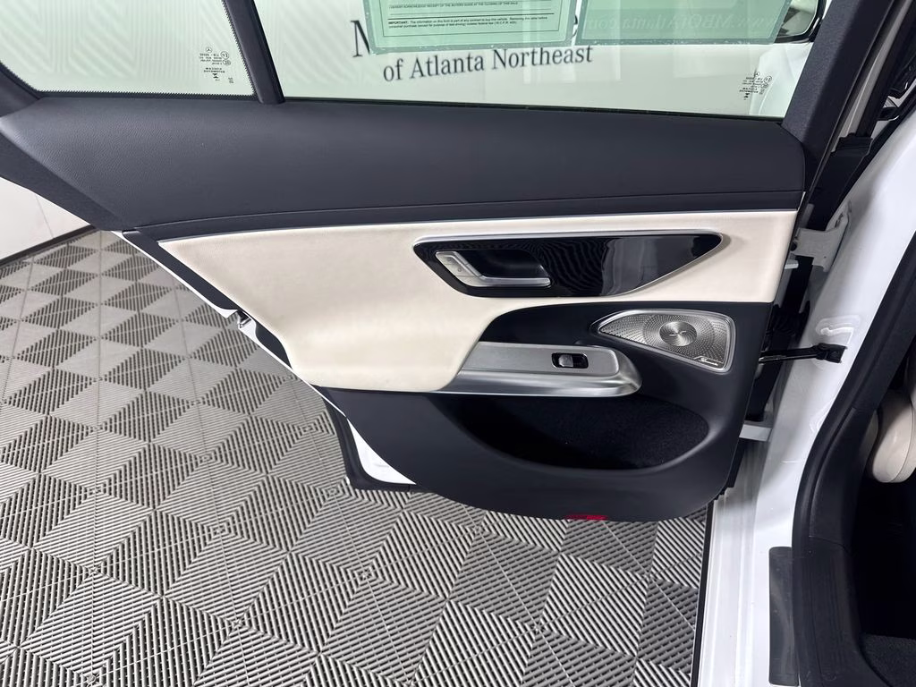 2026 MANUFAKTUR Moonlight White Metallic Mercedes-Benz E-Class E 350 RWD Sedan