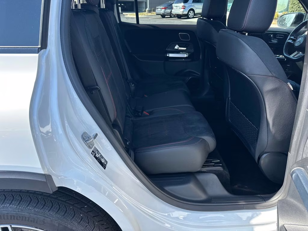 2024 Polar White Mercedes-Benz GLB GLB 250 FWD SUV