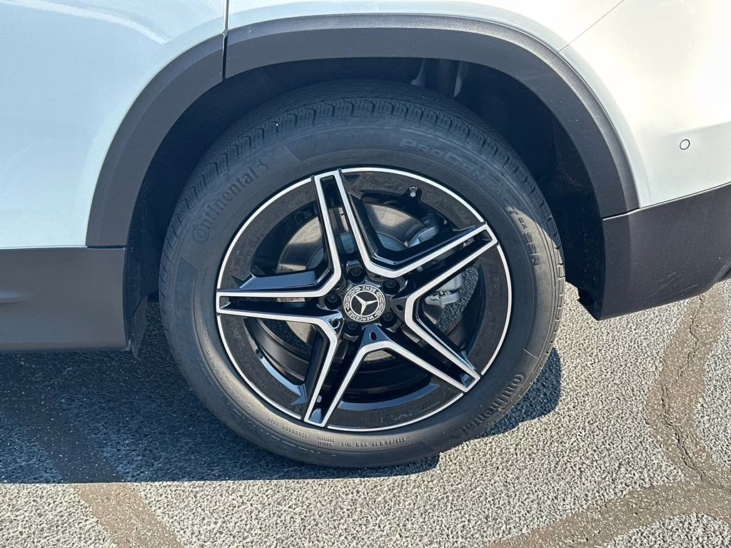 2024 Polar White Mercedes-Benz GLB GLB 250 FWD SUV