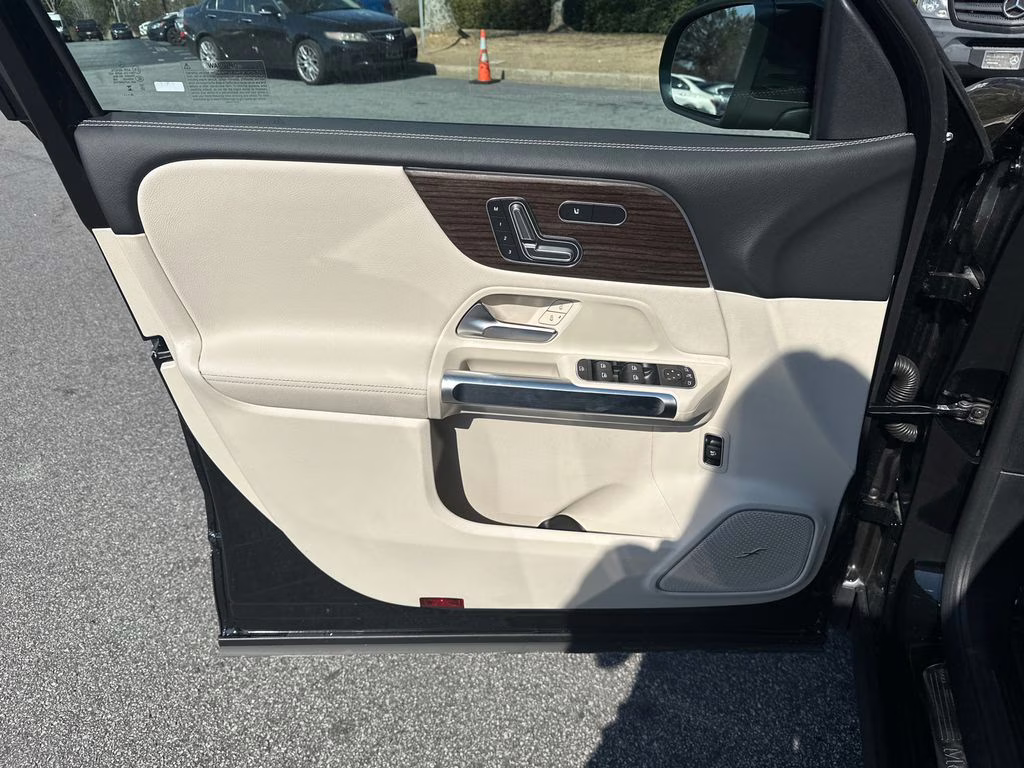 2026 Cosmos Black Mercedes-Benz GLB GLB 250 FWD SUV