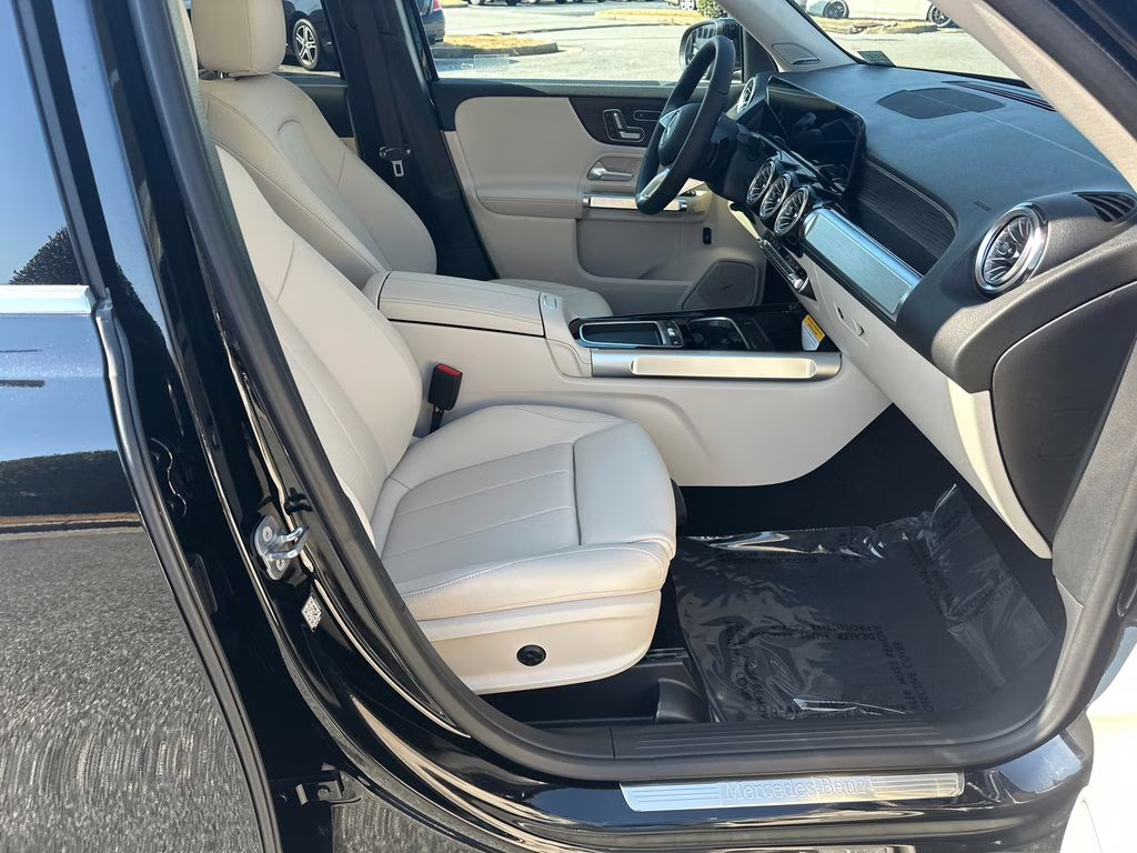 2026 Cosmos Black Mercedes-Benz GLB GLB 250 FWD SUV