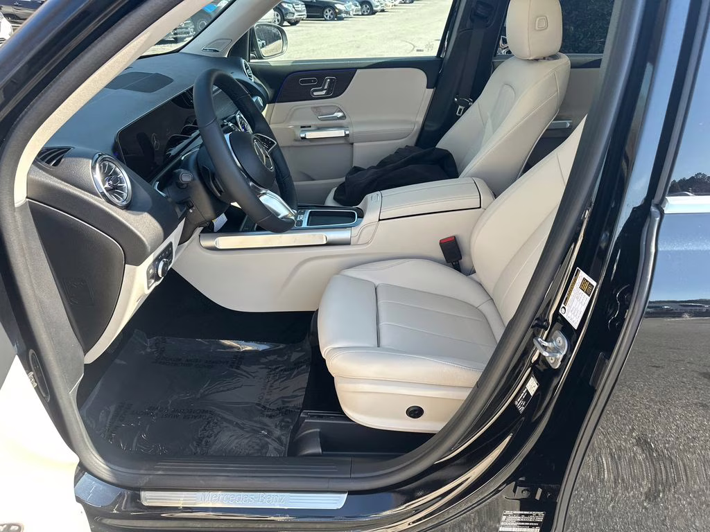 2026 Cosmos Black Mercedes-Benz GLB GLB 250 FWD SUV