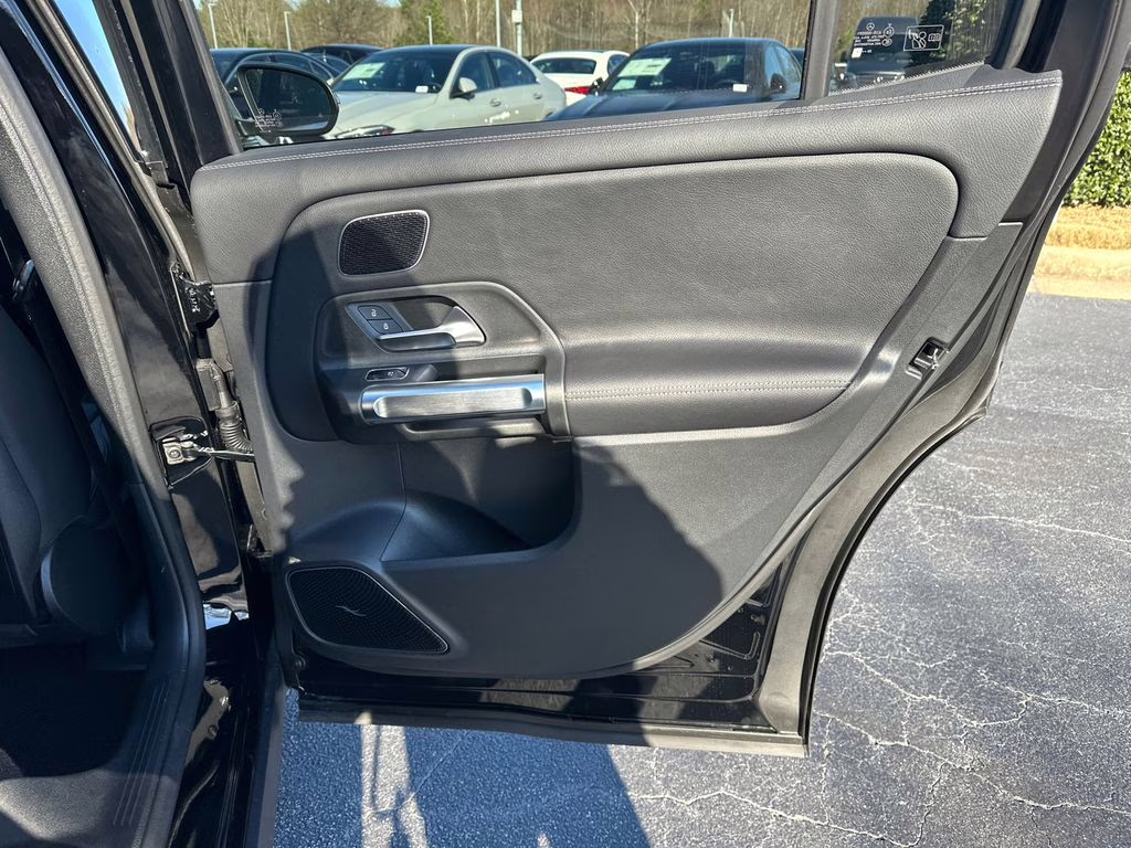 2026 101/696black Mercedes-Benz GLB GLB 250 FWD SUV