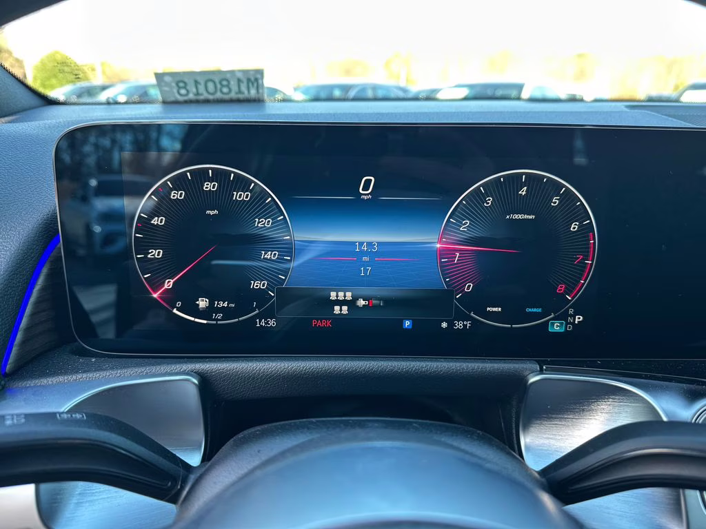 2026 101/696black Mercedes-Benz GLB GLB 250 FWD SUV