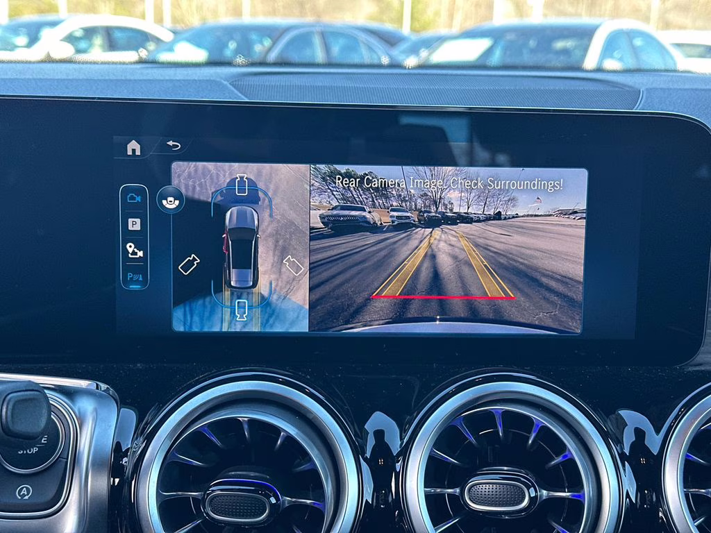 2026 101/696black Mercedes-Benz GLB GLB 250 FWD SUV