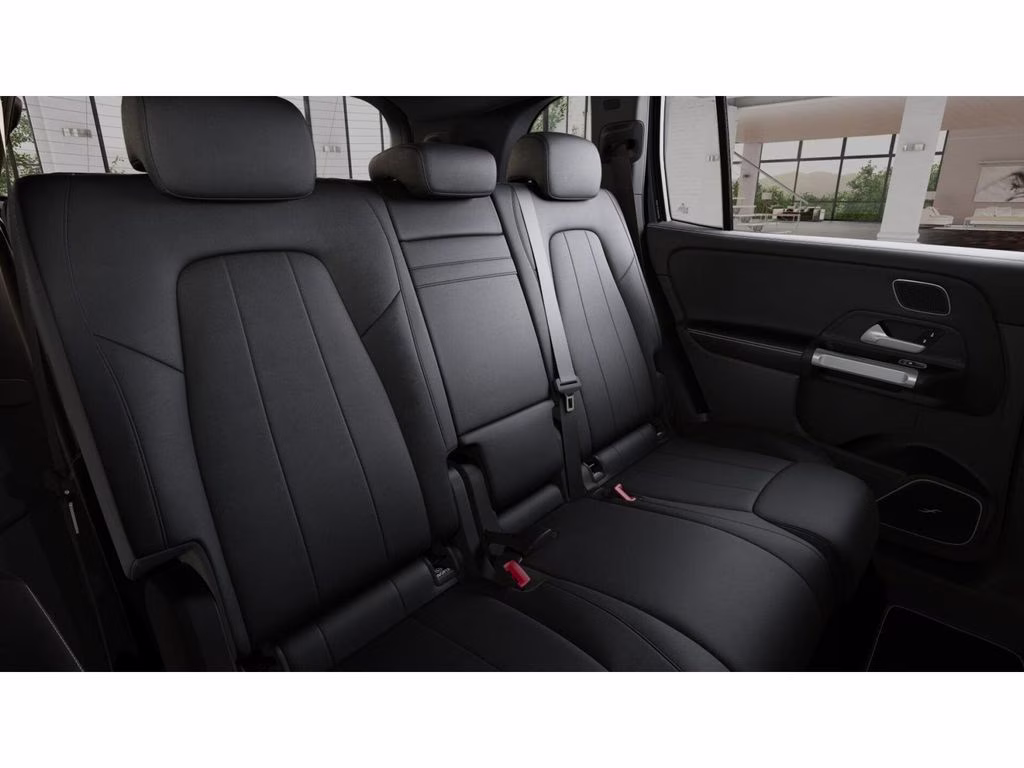 2026 101/696black Mercedes-Benz GLB GLB 250 FWD SUV