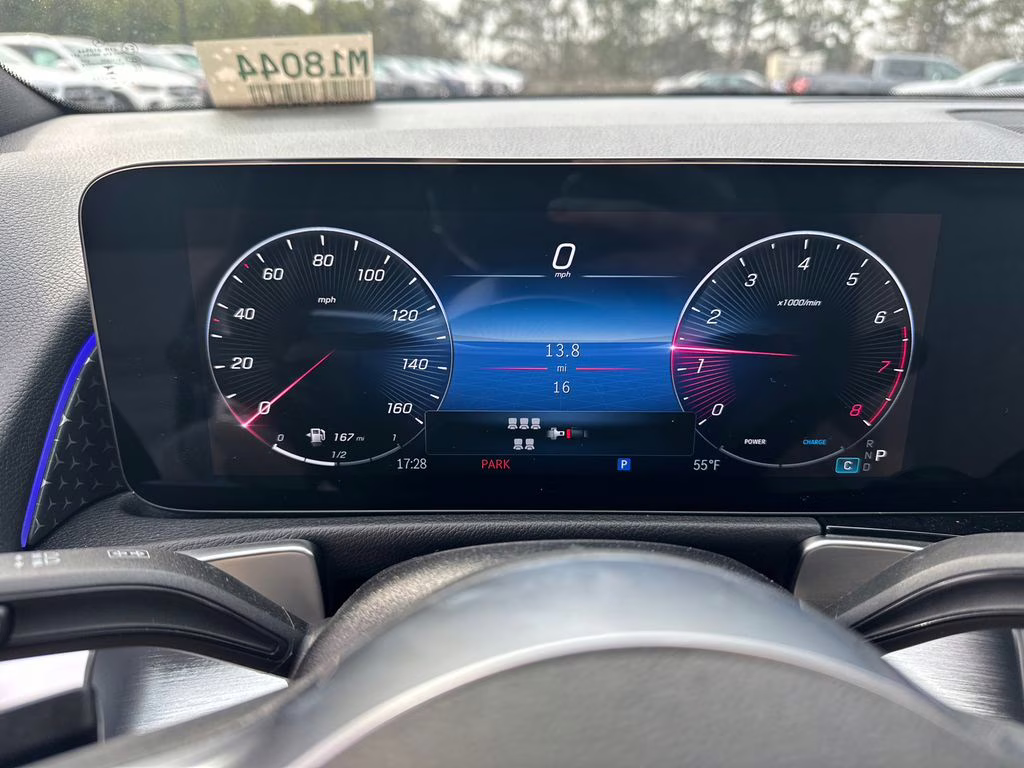 2026 105/149white Mercedes-Benz GLB GLB 250 FWD SUV